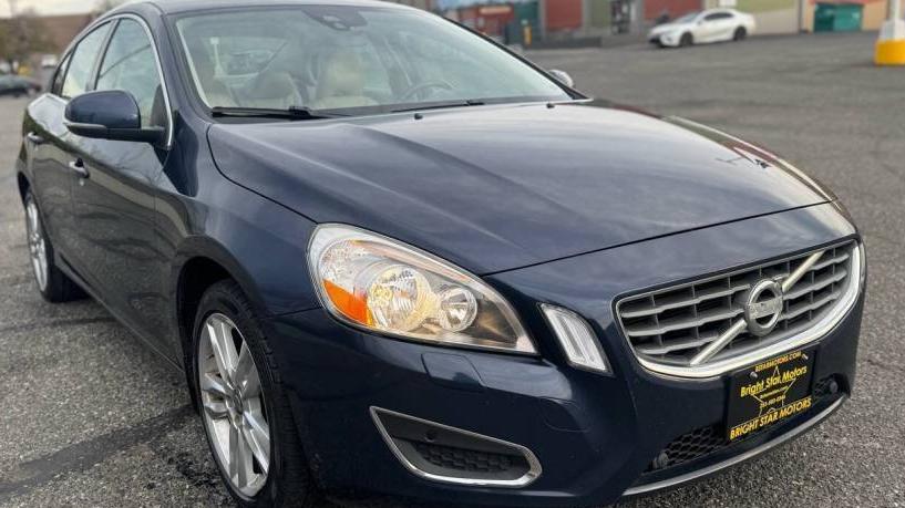 VOLVO S60 2012 YV1622FS7C2127100 image