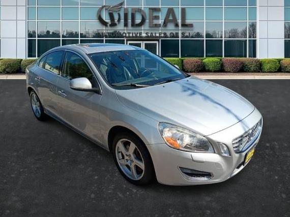 VOLVO S60 2012 YV1622FS0C2049100 image VOLVO S60 2012 YV1622FS0C2049100 image