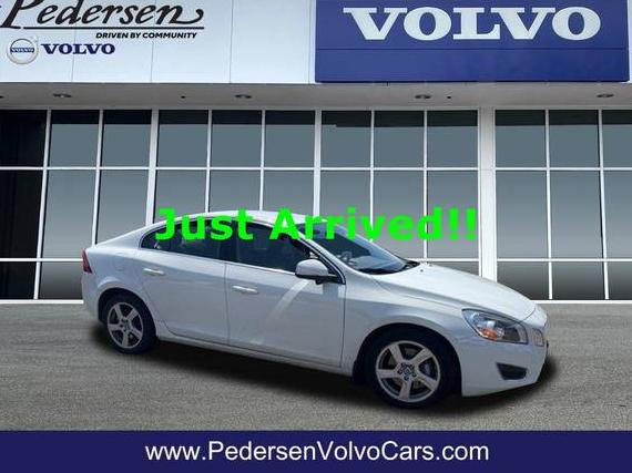 VOLVO S60 2012 YV1622FS0C2101602 image
