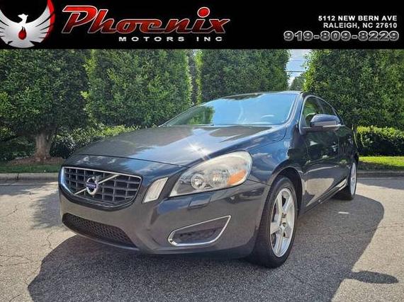 VOLVO S60 2012 YV1622FSXC2044230 image