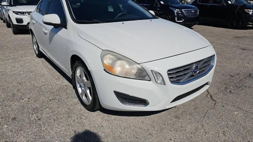 VOLVO S60 2012 YV1622FS6C2115875 image