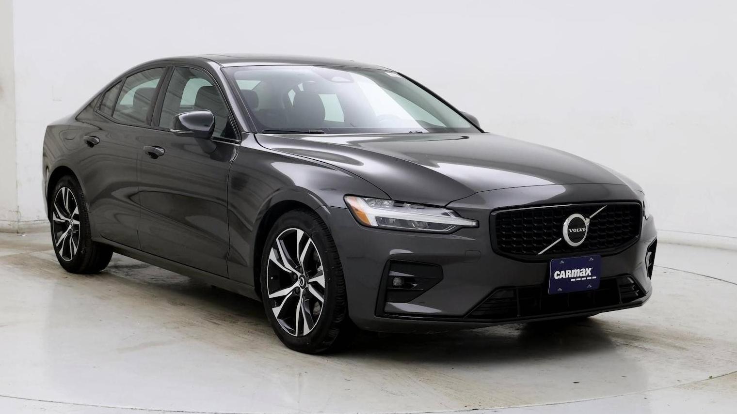 VOLVO S60 2024 7JRL12FK4RG321690 image