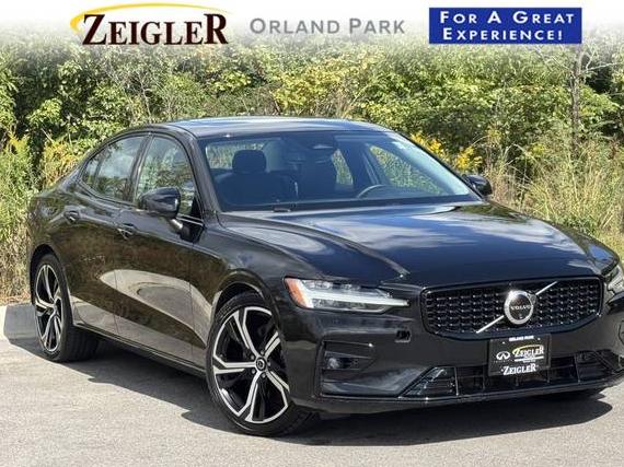 VOLVO S60 2024 7JRL12FL8RG304982 image VOLVO S60 2024 7JRL12FL8RG304982 image