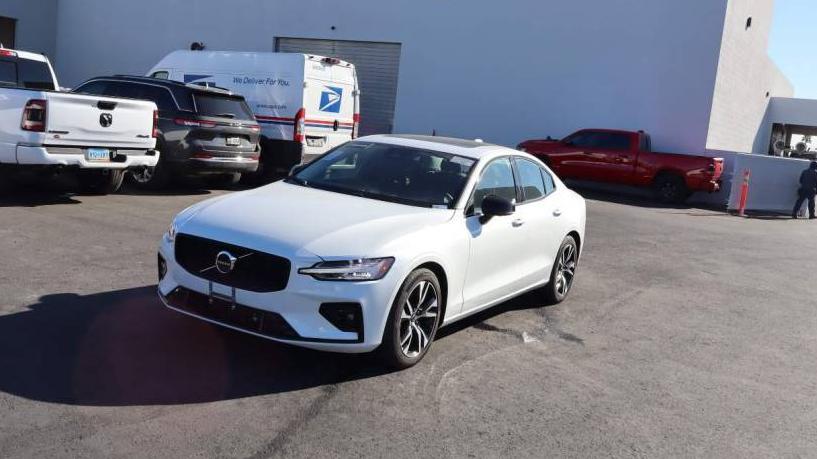 VOLVO S60 2024 7JRL12FL8RG315481 image