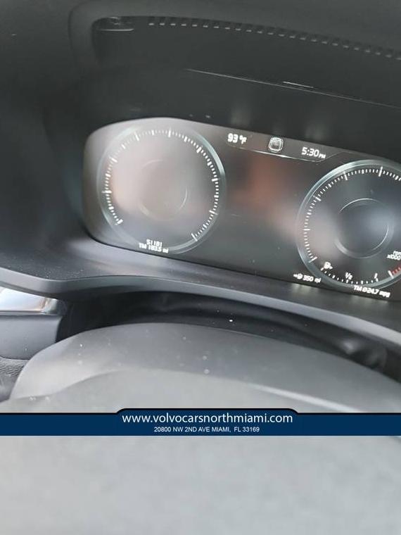 VOLVO S60 2020 7JR102FK5LG040340 image