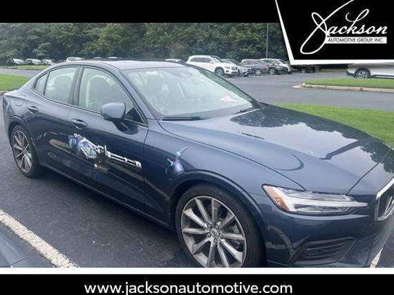 VOLVO S60 2020 7JR102FK6LG063044 image