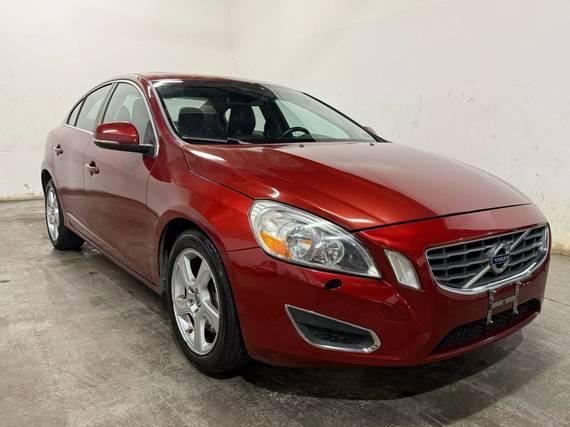 VOLVO S60 2013 YV1612FS2D2229389 image