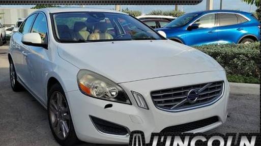 VOLVO S60 2013 YV1612FS9D2182958 image