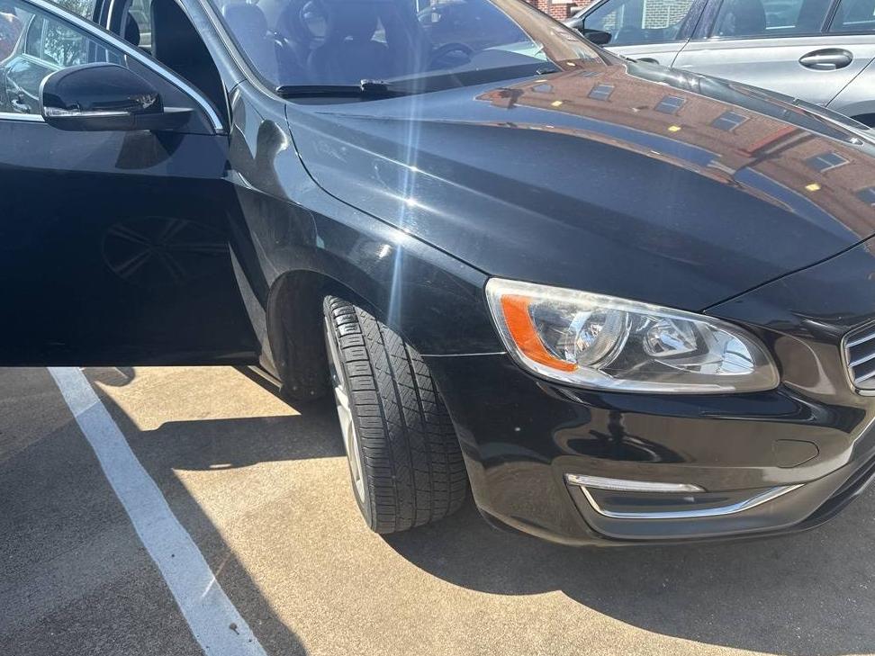 VOLVO S60 2015 YV126MFBXF2300188 image