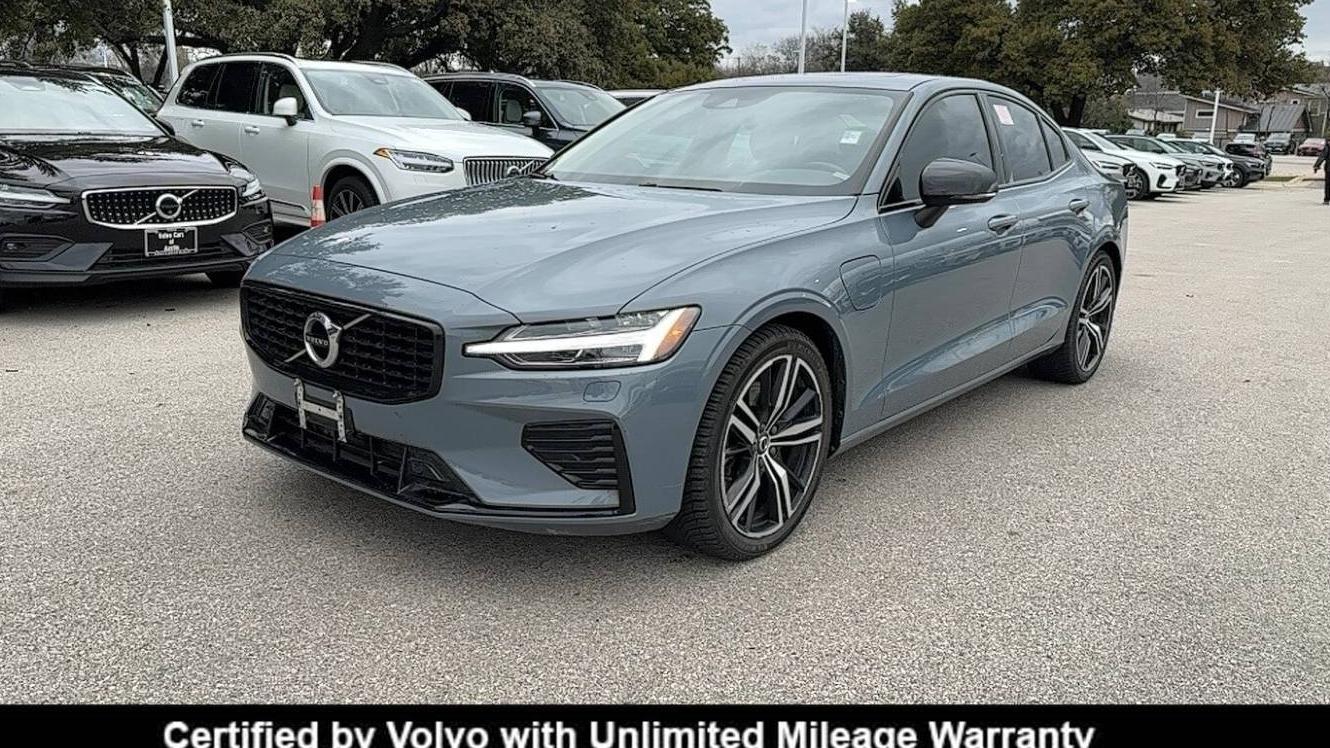 VOLVO S60 2022 7JRBR0FZ1NG172722 image