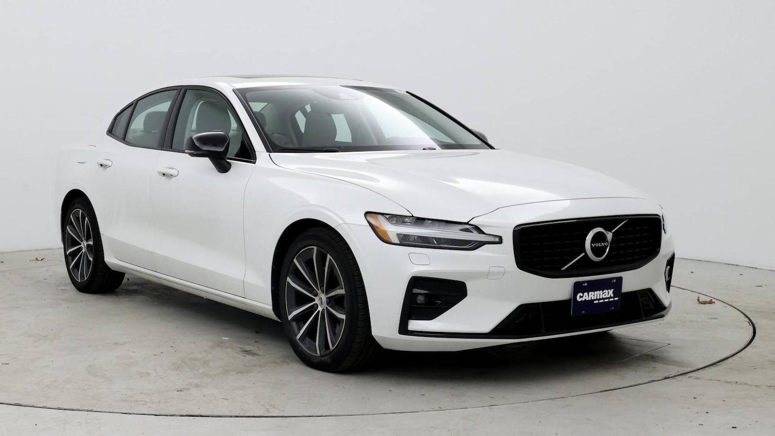 VOLVO S60 2022 7JRL12FZ9NG160986 image