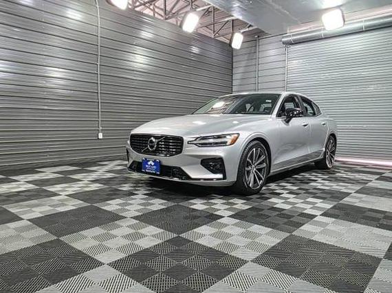 VOLVO S60 2022 7JRL12TZ7NG174499 image