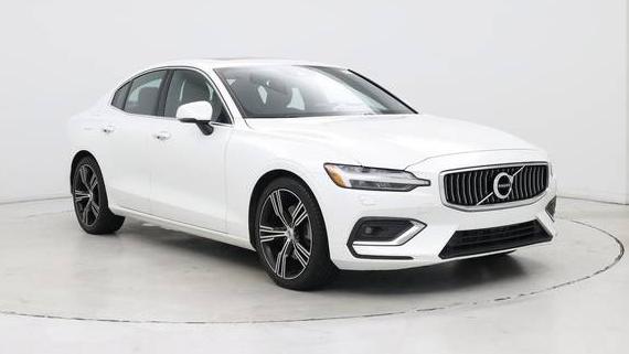 VOLVO S60 2022 7JRL12TL3NG161504 image