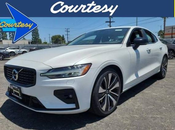 VOLVO S60 2022 7JRL12FZ8NG172627 image