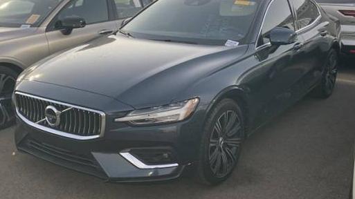 VOLVO S60 2022 7JRL12FL6NG178017 image