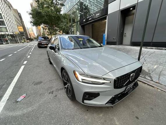 VOLVO S60 2025 7JRL12FJ9SG367013 image VOLVO S60 2025 7JRL12FJ9SG367013 image