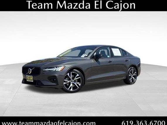 VOLVO S60 2025 7JRL12FJ4SG364715 image VOLVO S60 2025 7JRL12FJ4SG364715 image