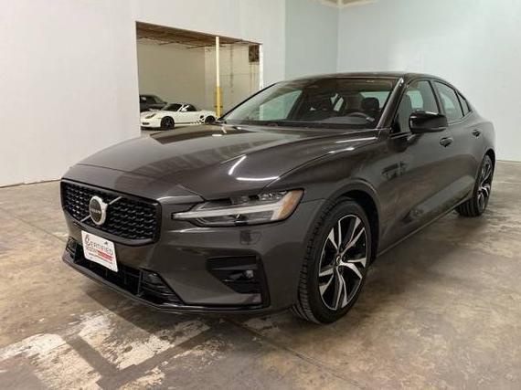 VOLVO S60 2025 7JRL12FJ4SG364729 image