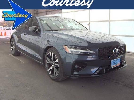 VOLVO S60 2025 7JRL12FJ7SG362344 image