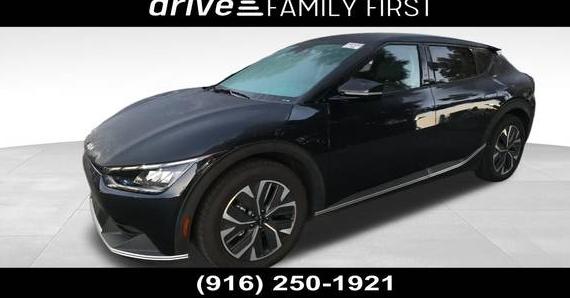KIA EV6 2023 KNDC34LB4P5156970 image