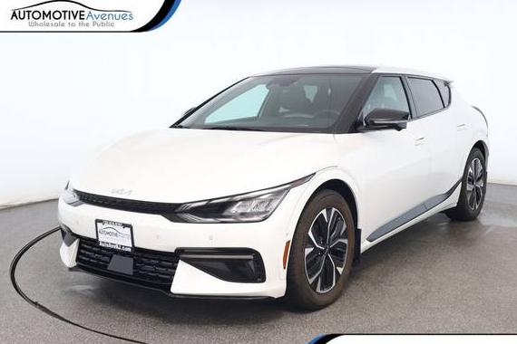 KIA EV6 2023 KNDC44LA2P5100966 image