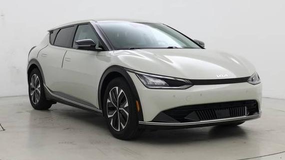 KIA EV6 2023 KNDC34LA5P5603734 image