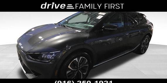 KIA EV6 2023 KNDC34LB5P5612832 image