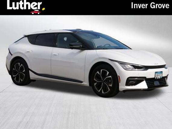 KIA EV6 2023 KNDC44LA8P5138671 image