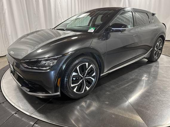 KIA EV6 2023 KNDC3DLC2P5122695 image