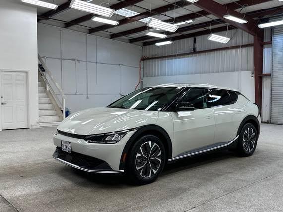 KIA EV6 2024 KNDC34LA2R5198208 image