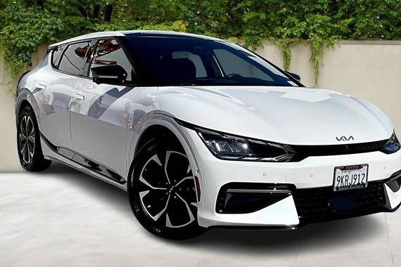 KIA EV6 2024 KNDC44LA6R5178153 image