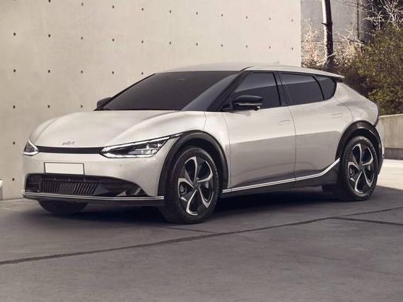 KIA EV6 2024 KNDC34LA8R5175239 image