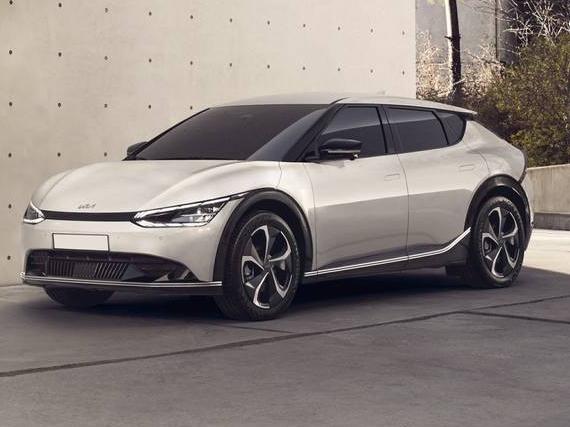 KIA EV6 2024 KNDC34LA2R5622146 image