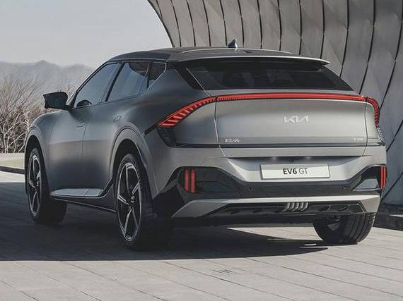 KIA EV6 2024 KNDC5DLEXR5220341 image