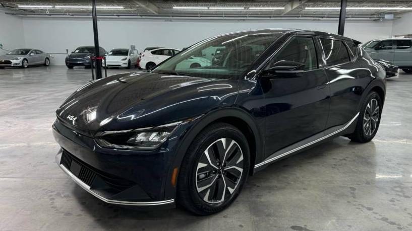 KIA EV6 2022 KNDC34LB4N5042464 image