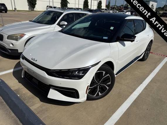 KIA EV6 2022 KNDC44LA5N5050755 image