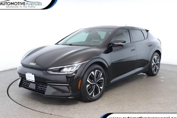 KIA EV6 2022 KNDC44LAXN5060603 image