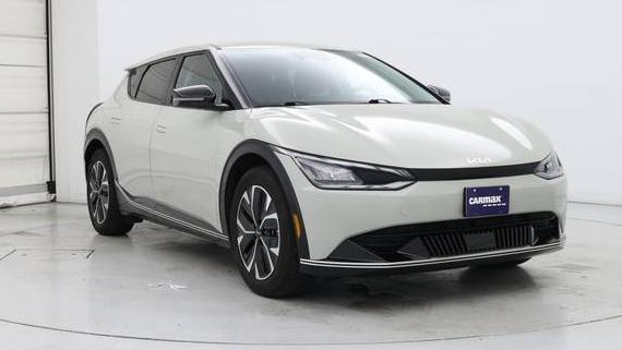 KIA EV6 2022 KNDC34LA4N5071583 image