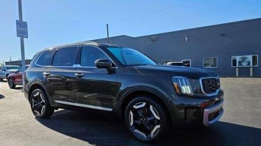 KIA TELLURIDE 2023 5XYP6DGC1PG335597 image