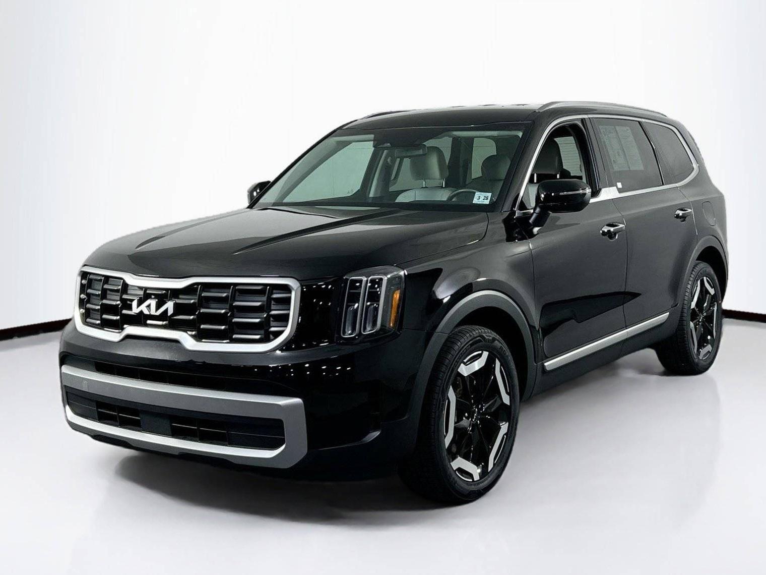 KIA TELLURIDE 2023 5XYP64GC5PG345176 image