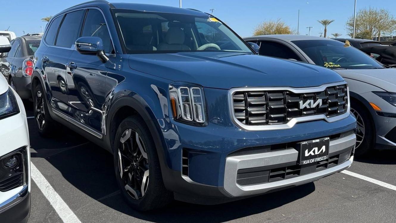 KIA TELLURIDE 2023 5XYP64GC6PG351441 image