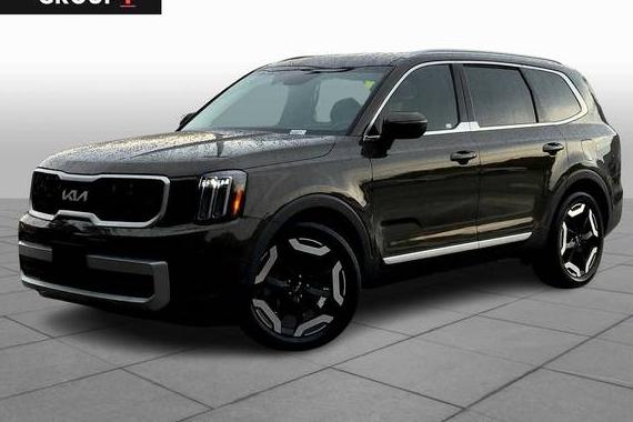 KIA TELLURIDE 2023 5XYP3DGCXPG368977 image