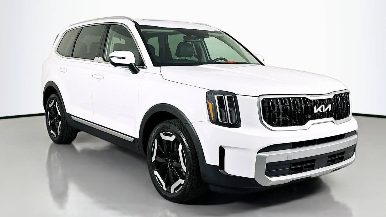 KIA TELLURIDE 2023 5XYP34GC6PG326533 image