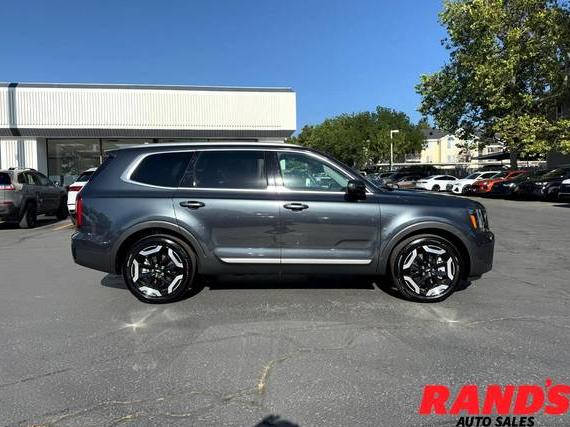 KIA TELLURIDE 2024 5XYP6DGCXRG543478 image