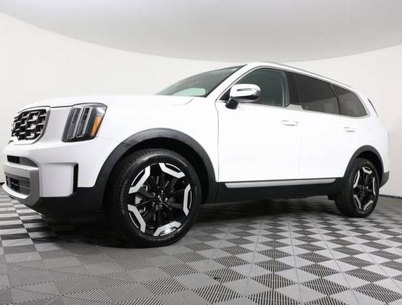 KIA TELLURIDE 2024 5XYP64GC7RG410001 image
