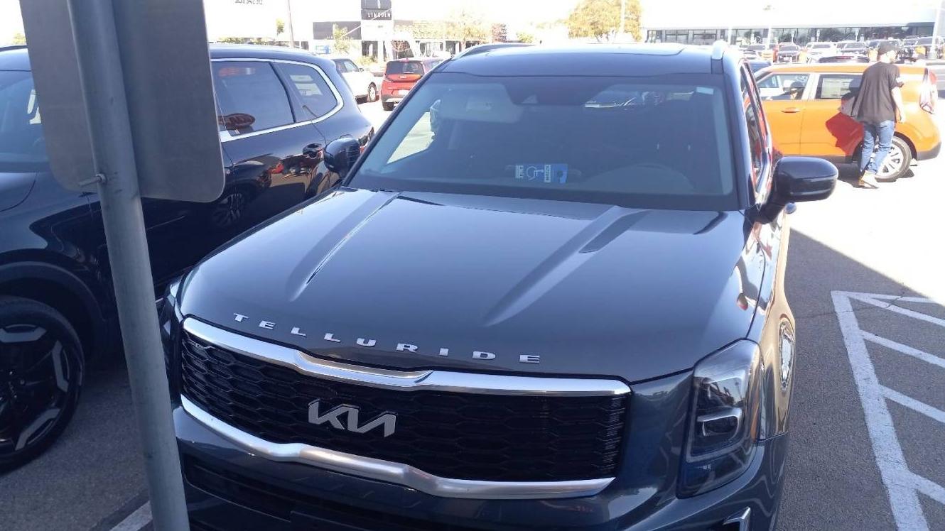 KIA TELLURIDE 2022 5XYP34HC9NG295483 image