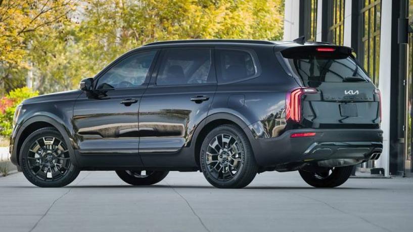 KIA TELLURIDE 2022 5XYP64HC1NG247970 image