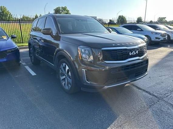 KIA TELLURIDE 2022 5XYP3DHC2NG289315 image