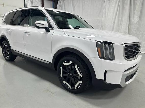 KIA TELLURIDE 2025 5XYP6DGCXSG588300 image