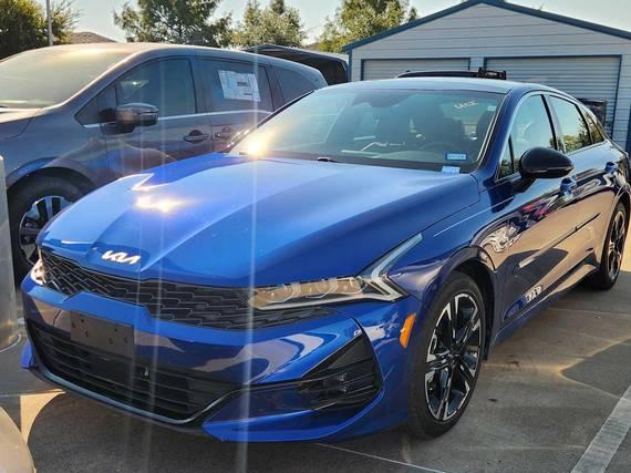 KIA K5 2023 5XXG64J21PG221166 image